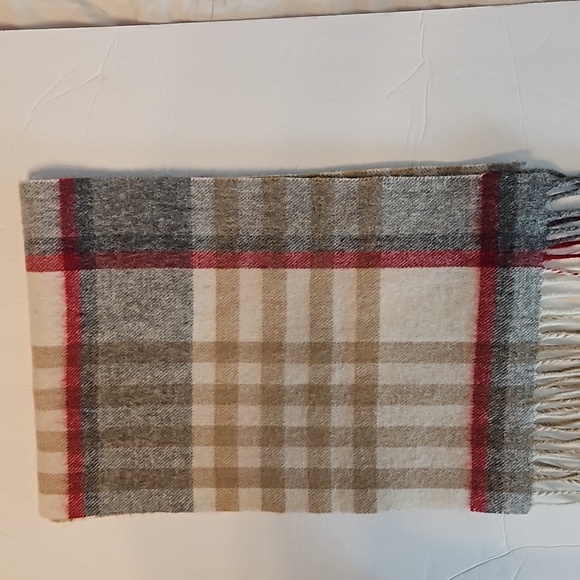 Ballantrae Edinburgh 100% Lambswool Plaid Scarf - Picture 5 of 6